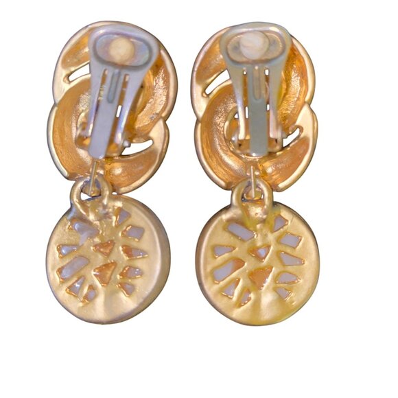 2" x 7/8" Vintage Gold-Tone Clip-On Earrings With Faux Pearls & Abstract Design - Picture 4 of 10